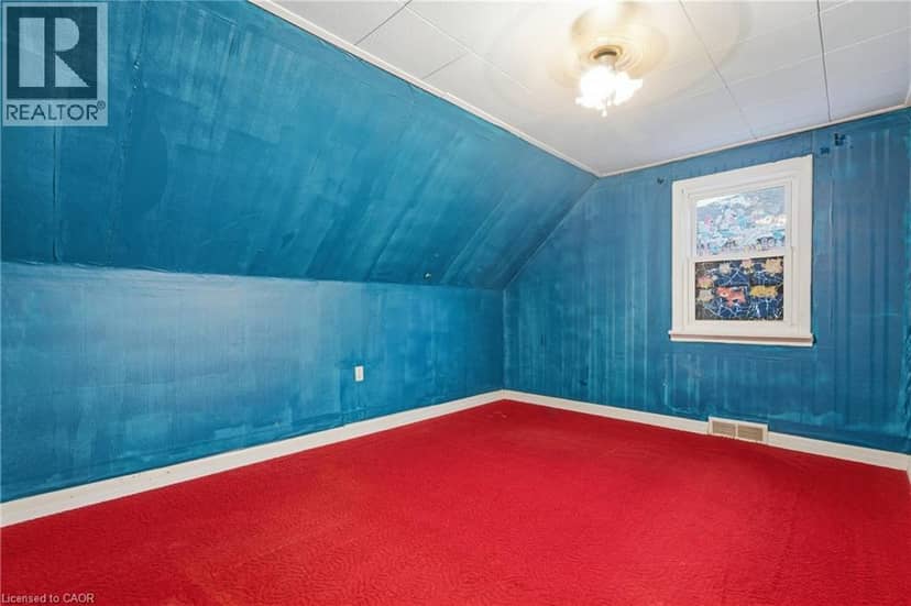 549 WEBER Street E — photo 19 of 33