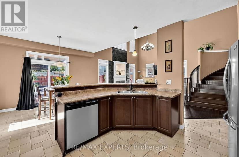 1171 Gina Street — photo 17 of 40
