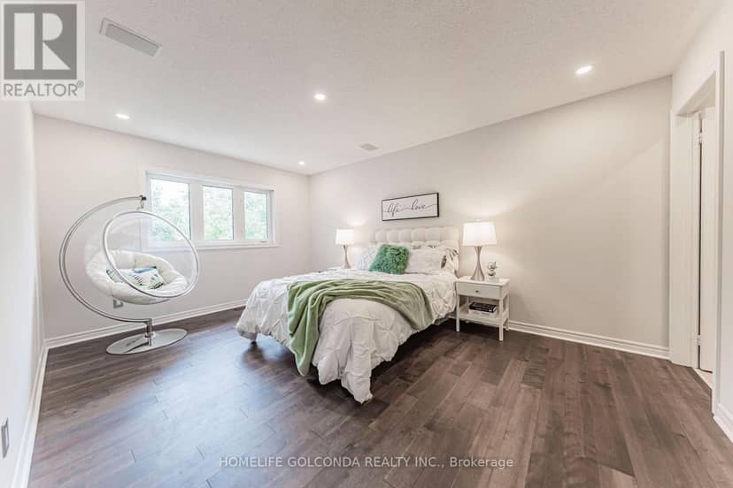 30 Goldring Crescent — photo 31 of 40