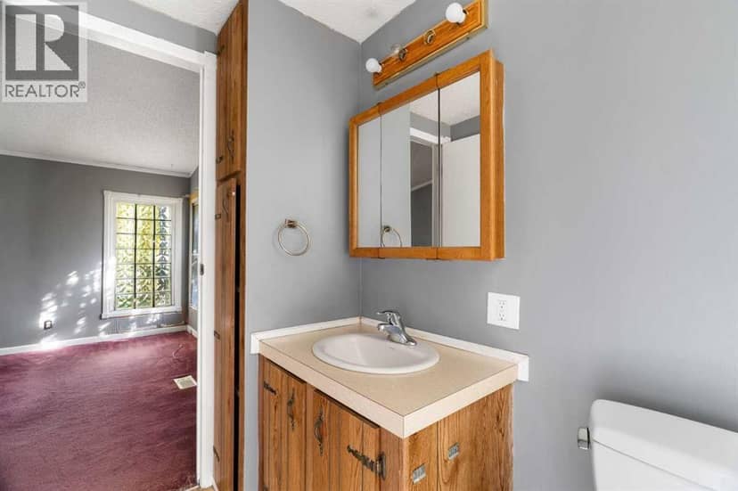 320 Railway Avenue NW — photo 29 of 36