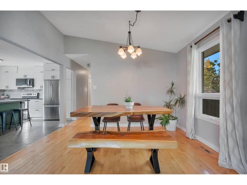 132 Garland Cr — photo 11 of 40