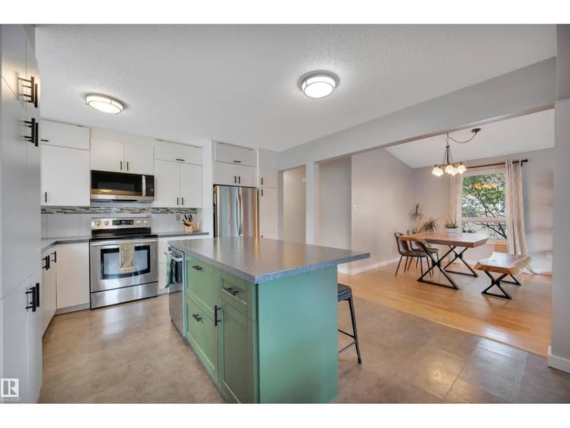 132 Garland Cr — photo 15 of 40