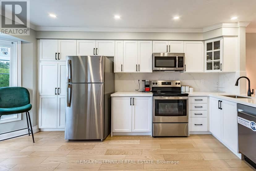 4 - 3480 Upper Middle Road — photo 10 of 40