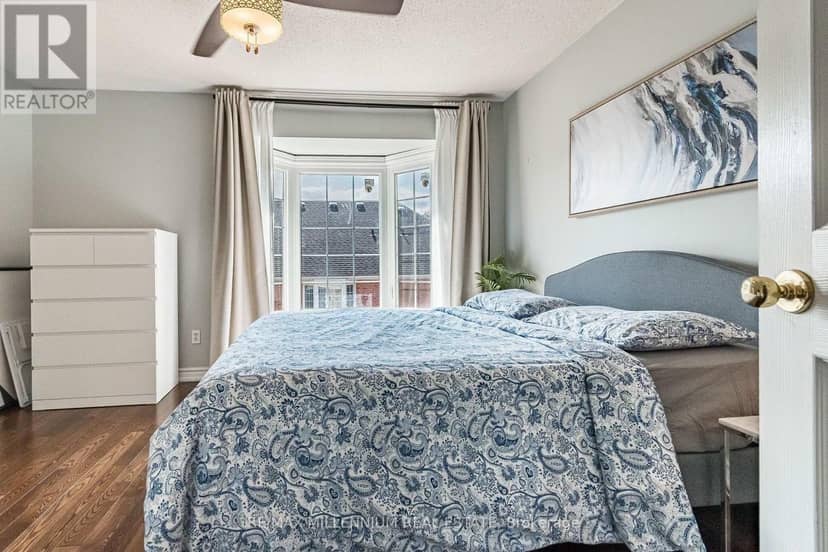 4 - 3480 Upper Middle Road — photo 22 of 40