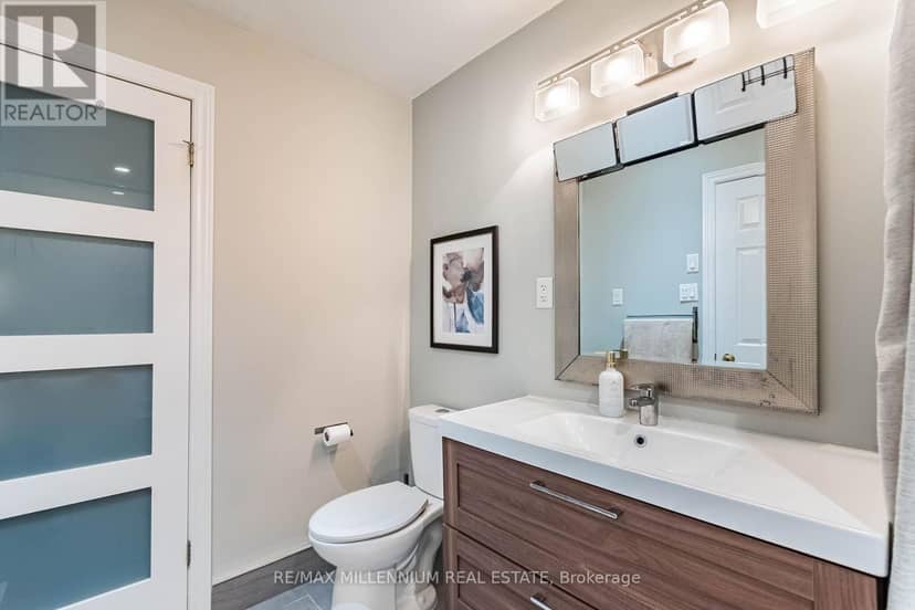 4 - 3480 Upper Middle Road — photo 29 of 40