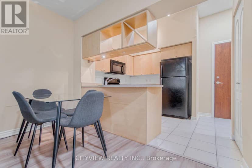 109 - 320 City Centre Drive — photo 11 of 31