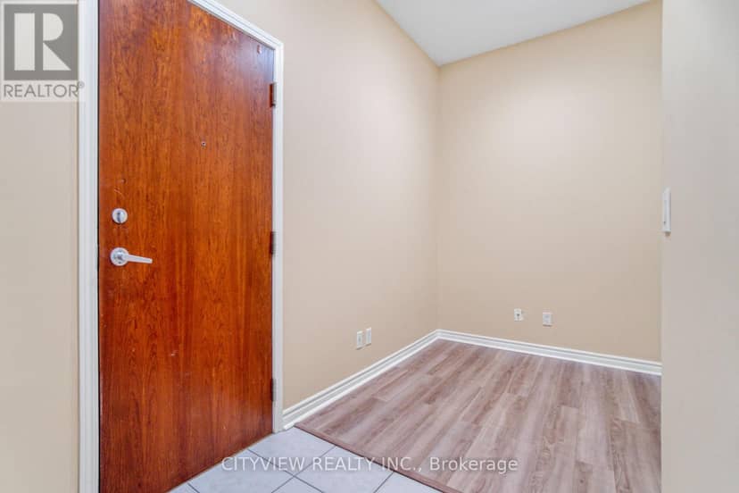 109 - 320 City Centre Drive — photo 19 of 31