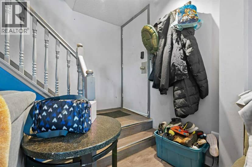 52, 3809 45 Street SW, Calgary, photo 5