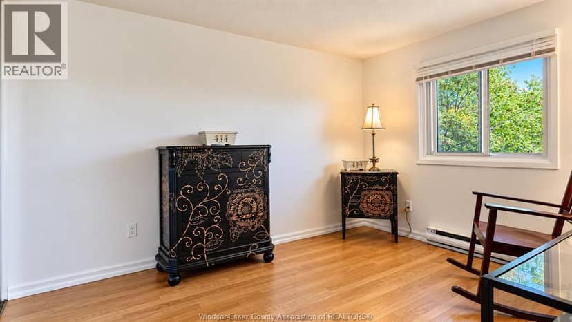3096 MEADOWBROOK LANE Unit# 2 — photo 4 of 19