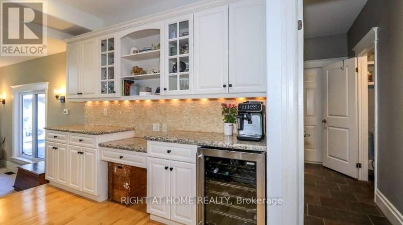 44 Highland Drive — photo 16 of 40