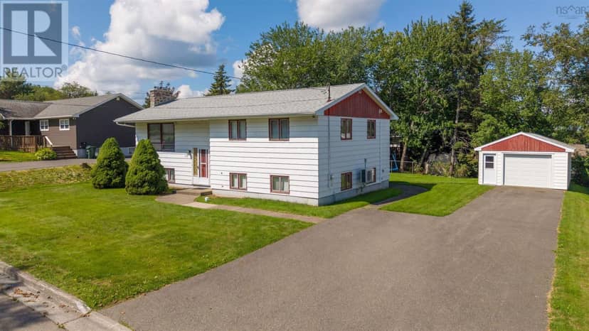 135 Kennedy Avenue — photo 1 of 25