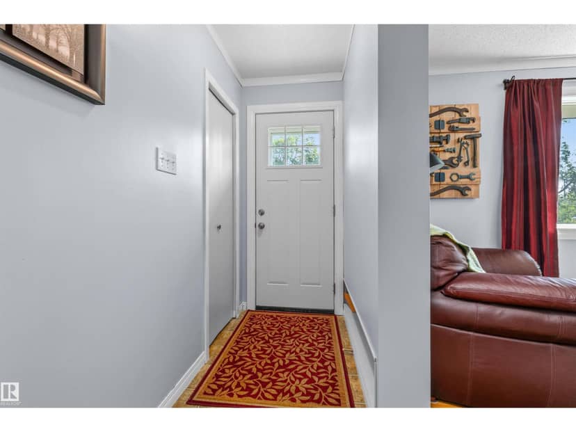 10534 163 ST NW, Edmonton, photo 3