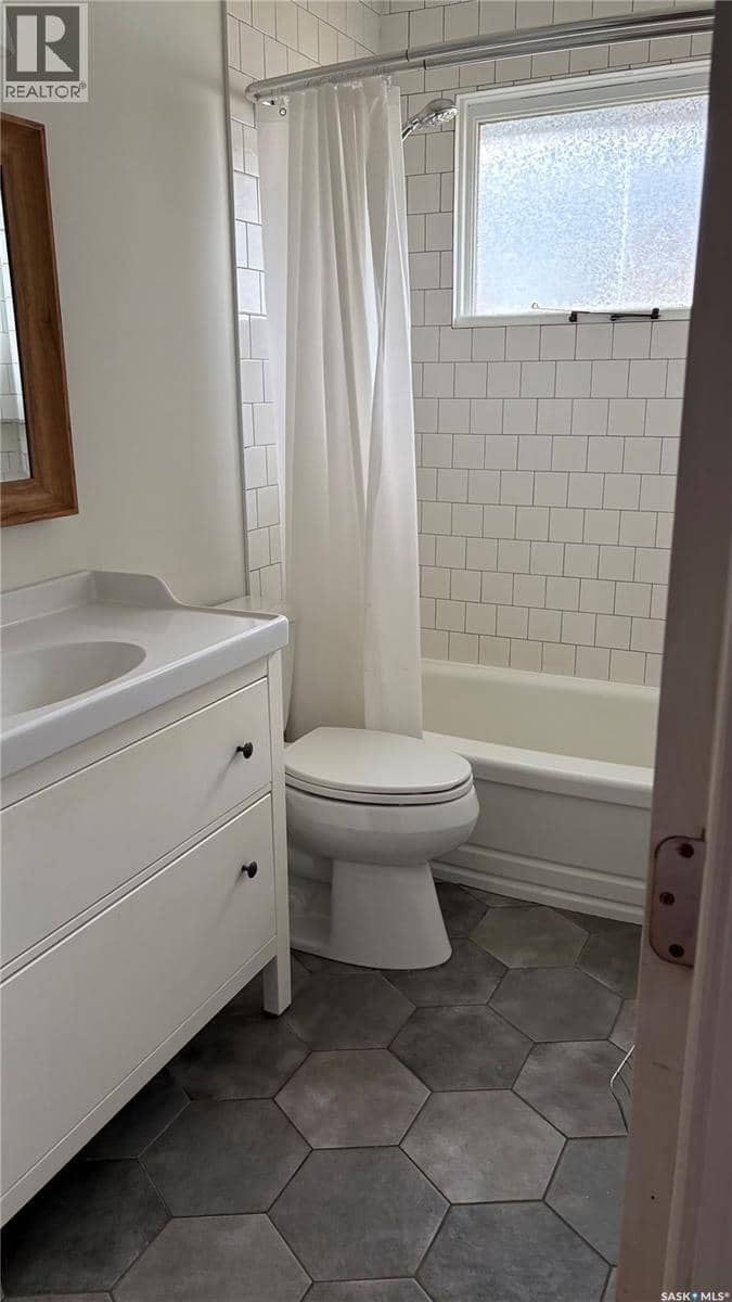 211 Downey STREET — photo 10 of 19