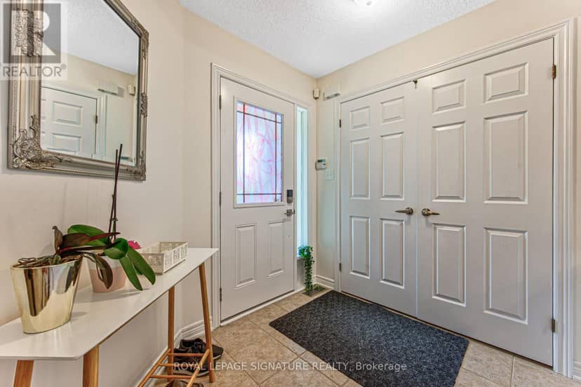 270 Springvalley Crescent, Hamilton, photo 5