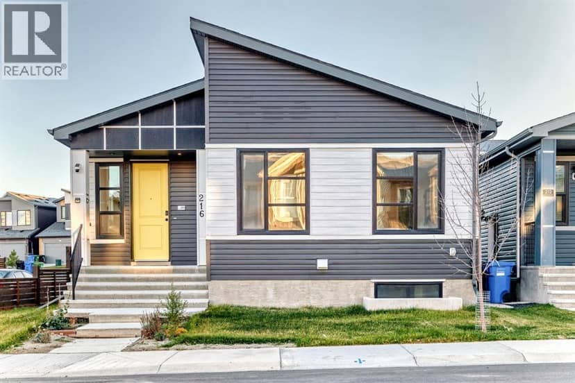 216 Lucas Place NW, Calgary, photo 2