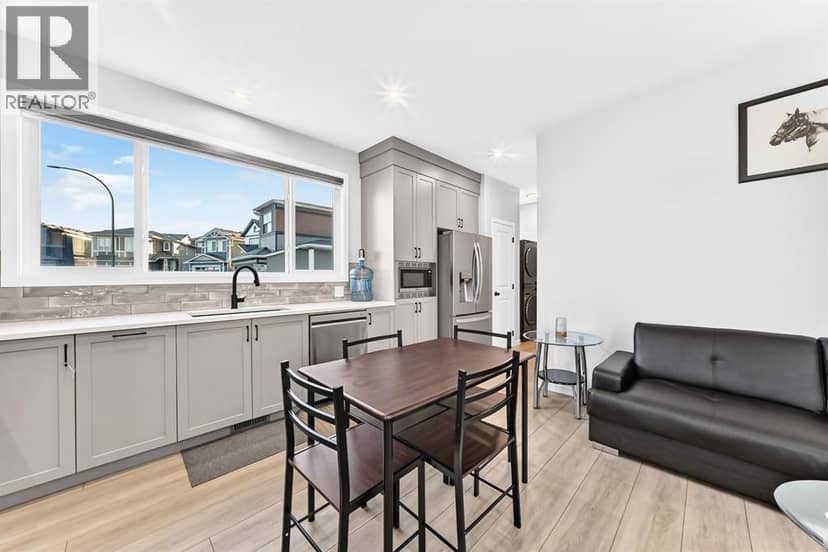 216 Lucas Place NW, Calgary, photo 6
