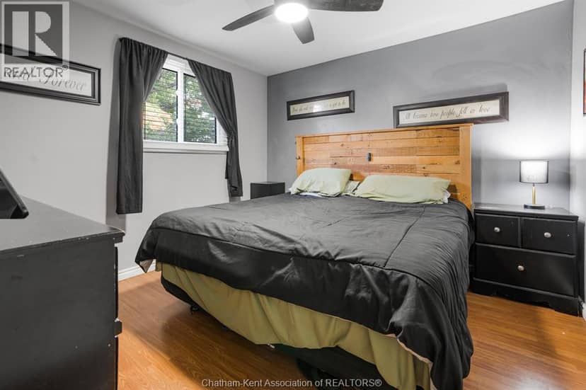 109 McGeorge STREET — photo 17 of 35