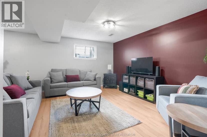 109 McGeorge STREET — photo 20 of 35
