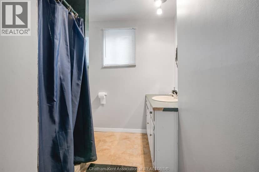 109 McGeorge STREET — photo 26 of 35