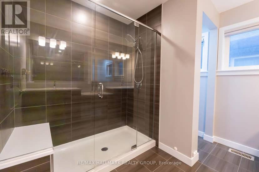 305 Oxer Place S — photo 18 of 37