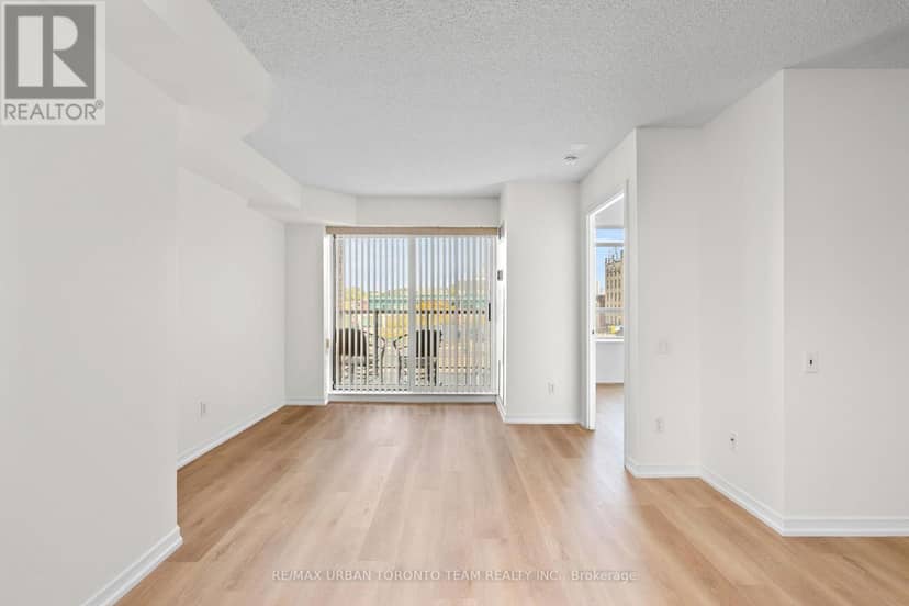#505 - 140 Bathurst Street — photo 14 of 30