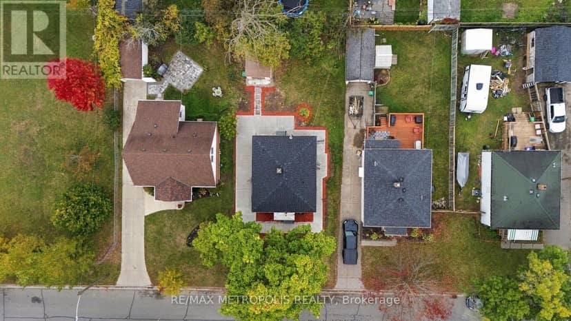 488 McKellar Street — photo 31 of 33