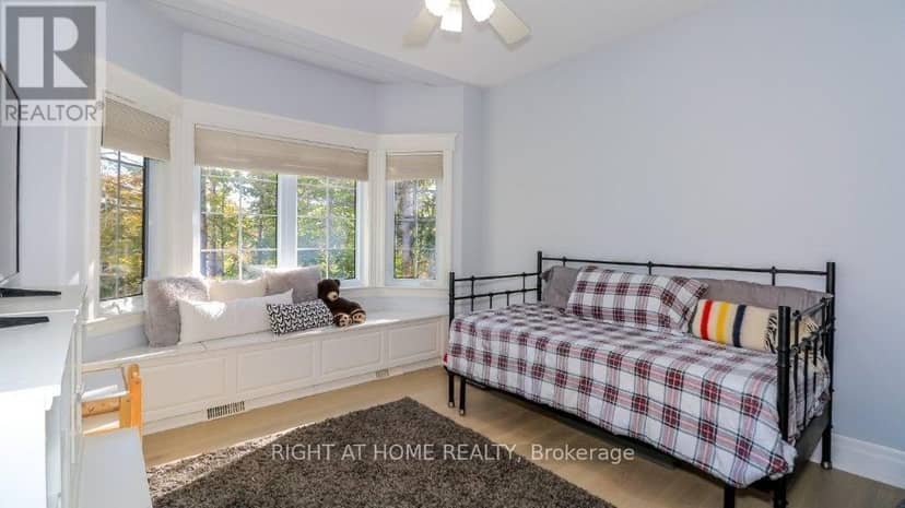 44 Highland Drive — photo 34 of 40