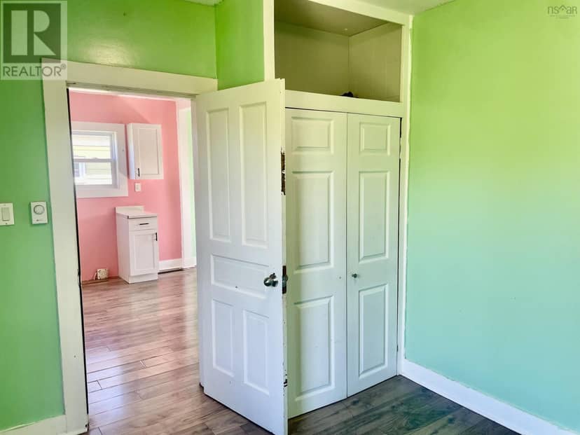 3691 Emerald Street — photo 9 of 14