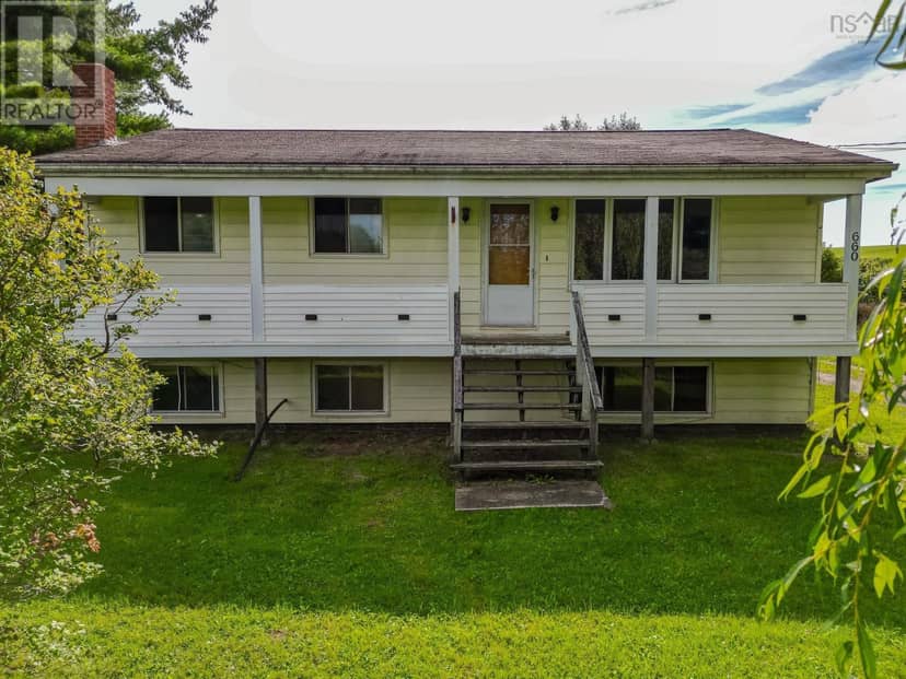 660 Highway 2 — photo 4 of 40