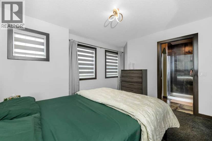 115 Skyview Springs Gardens NE — photo 15 of 40