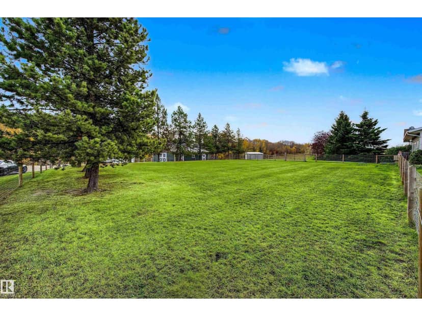 22549 Twp Road 511 — photo 33 of 40