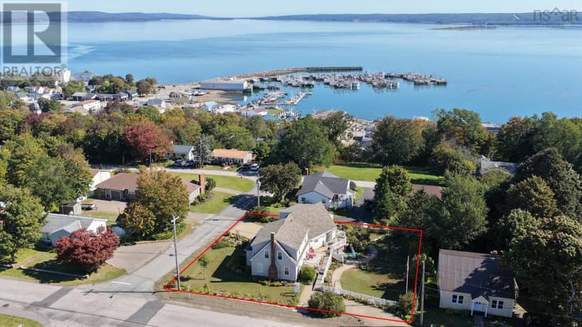 39 Sydney Street, Digby, photo 3