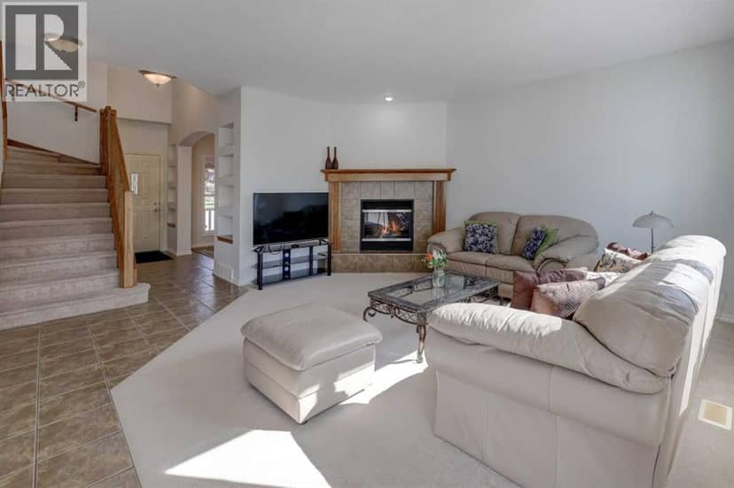 27 Rockyspring Gate NW — photo 12 of 40