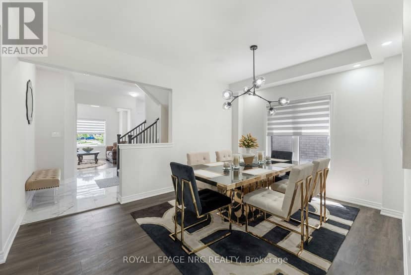 12 Swan Avenue — photo 10 of 40