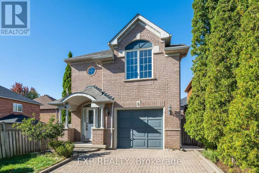 6 Purdy Crescent W, Toronto