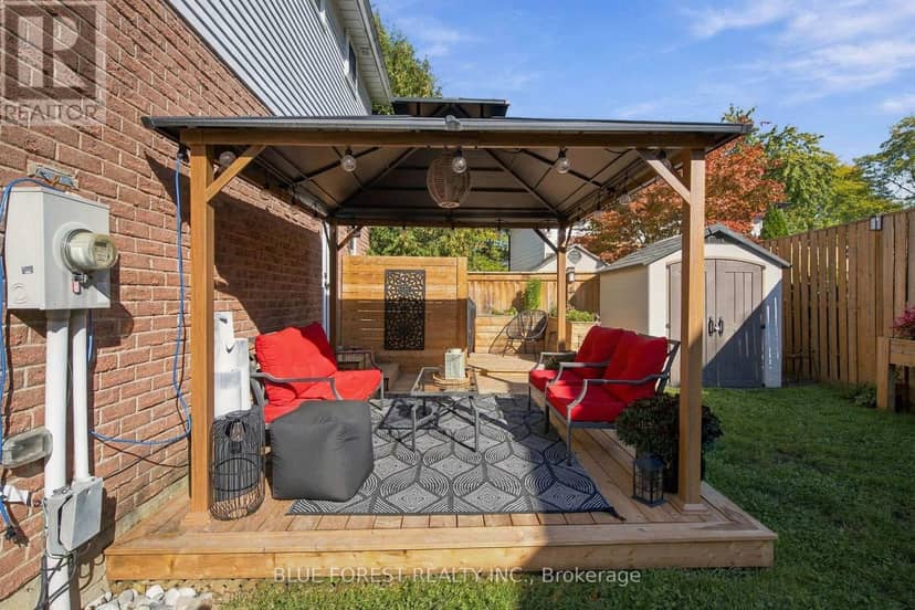 114 Hearthside Place, London East, photo 4