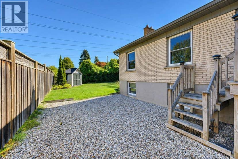 34 WAYNE Drive — photo 30 of 40