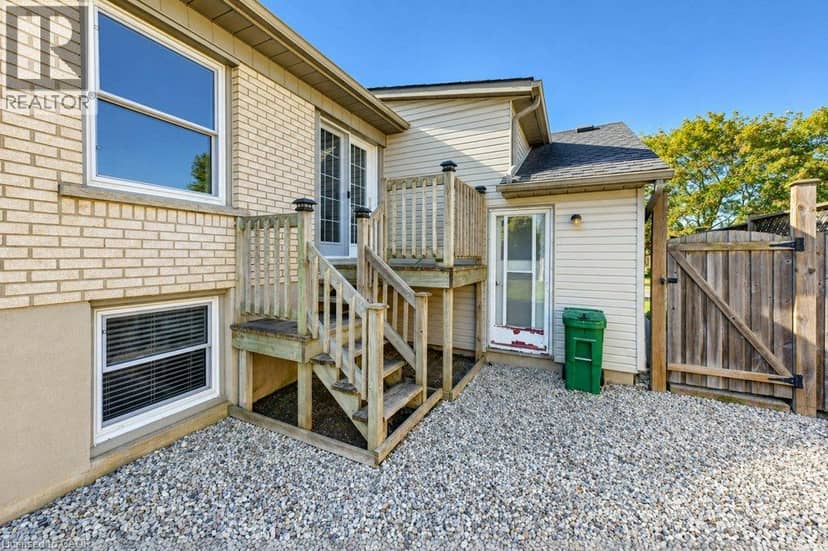 34 WAYNE Drive — photo 34 of 40