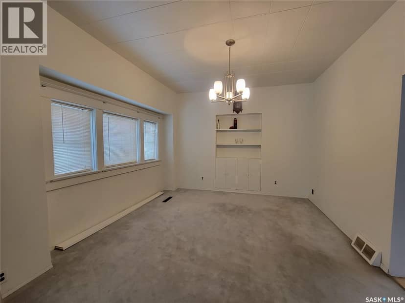 411 1st STREET W, Wilkie, photo 4