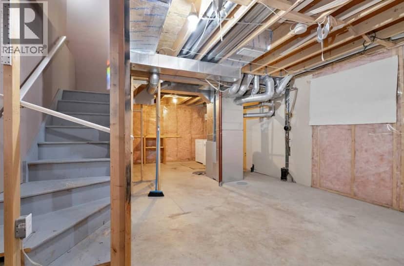 2724 16 Avenue SE — photo 28 of 37