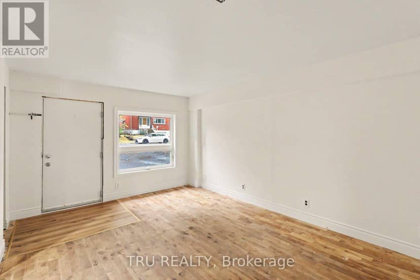 682 Morin Street — photo 16 of 40