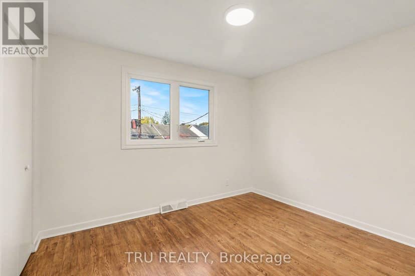 682 Morin Street — photo 22 of 40