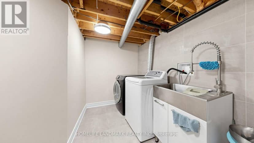 4 Bishop Crescent — photo 26 of 31