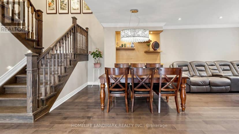 4 Bishop Crescent — photo 7 of 31