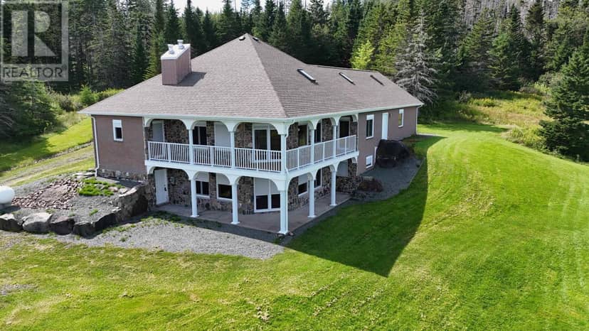 6260 West Bay Road, Roberta, photo 2