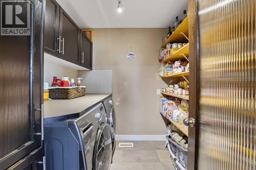 759 Stonehaven Drive — photo 14 of 37