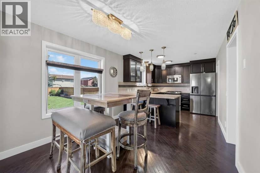 759 Stonehaven Drive — photo 9 of 37