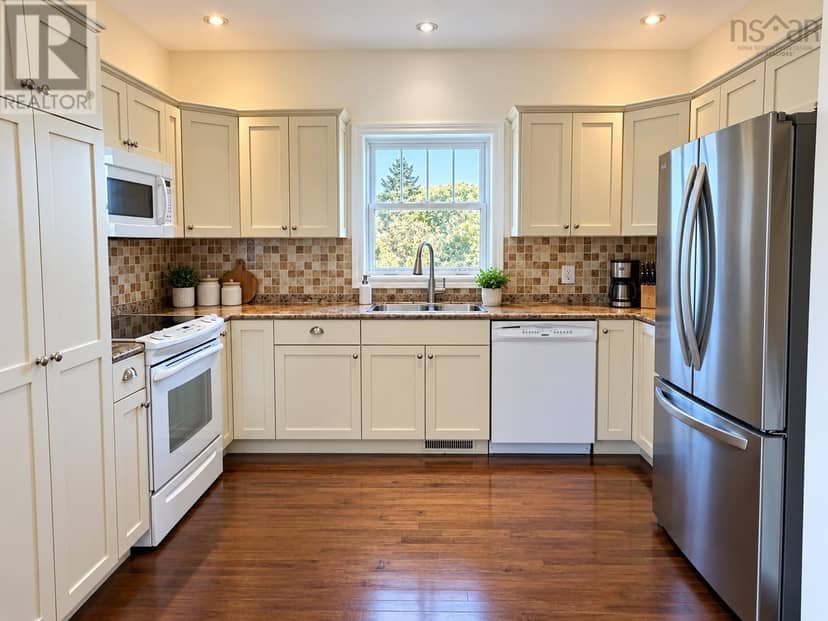44 Eagle Head Wharf Road, Eagle Head, photo 3