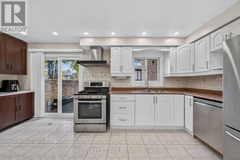 49 - 100 Burrows Hall Boulevard — photo 11 of 40