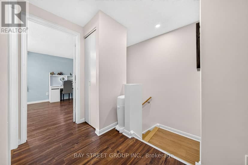 49 - 100 Burrows Hall Boulevard — photo 20 of 40
